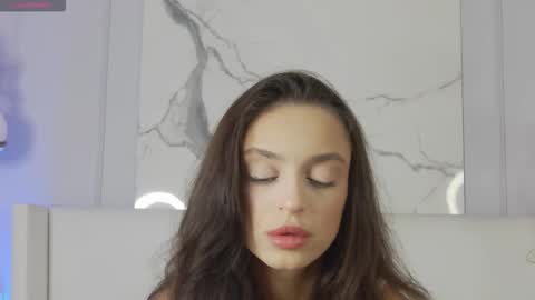 adoracortes online show from September 16, 5:54 am