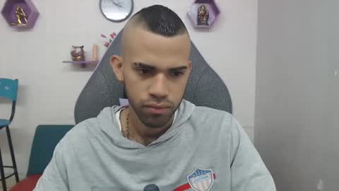 adri_sexboy online show from March 1, 12:23 pm