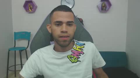 adri_sexboy online show from January 23, 6:03 pm