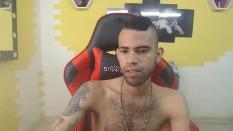 adri_sexboy online show from December 27, 1:28 pm