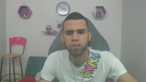 adri_sexboy online show from February 3, 1:30 pm