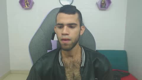 adri_sexboy online show from January 18, 1:08 pm