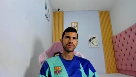 Snapshot of adri_sexboy229 chatting on October 22, 7:22 am adri_sexboy229 online show from October 22, 7:22 am