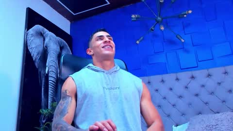   online show from November 5, 12:45 am