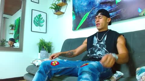   online show from January 10, 11:43 am