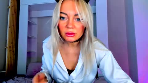 Adriana online show from February 12, 7:23 am