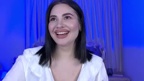 AdrianaTores online show from November 17, 7:27 pm