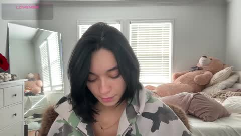 Snapshot of adriannarodriguez chatting on October 31, 5:46 pm Adrianna  online show from October 31, 5:46 pm