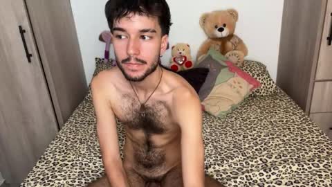 adrien_polo online show from April 18, 7:58 pm