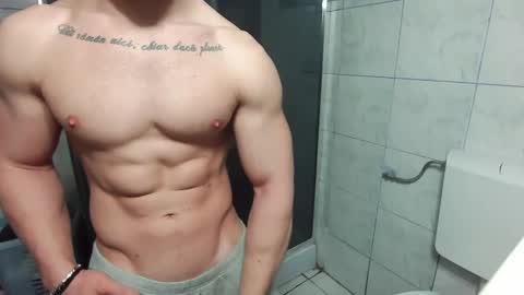 Mrrfitt online show from February 15, 8:22 am