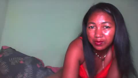 aelyaa online show from April 8, 4:54 pm