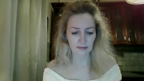 aeroliss online show from April 4, 6:37 pm