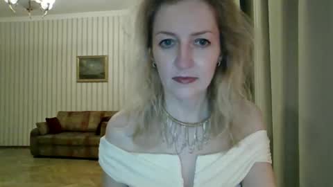 aeroliss online show from April 18, 7:07 pm