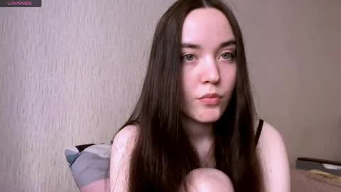 Arielle online show from April 12, 4:05 am