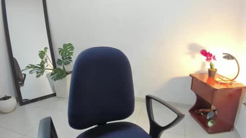 Lorena online show from October 2, 4:06 pm