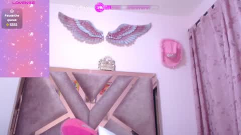 Snapshot of afrodita_barbie chatting on February 26, 2:41 am afrodita_barbie online show from February 26, 2:41 am