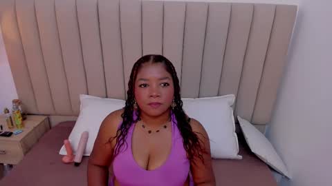 Snapshot of afrodita_de_amor chatting on September 23, 11:48 am Vr. online show from September 23, 11:48 am