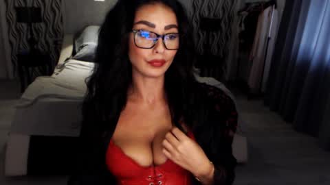 Afro online show from October 17, 2:32 pm