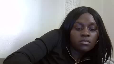 pink  and josphen online show from March 29, 8:49 am