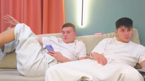 Mark online show from March 23, 6:24 pm