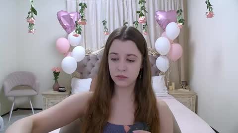 Snapshot of agataaisitt chatting on March 11, 12:11 am Agata Aisitt online show from March 11, 12:11 am