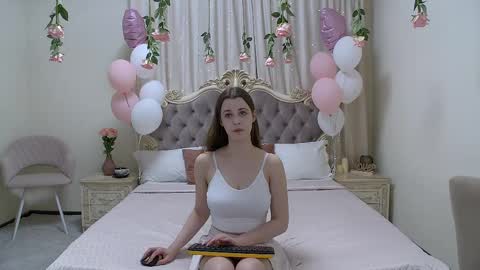 Snapshot of agataaisitt chatting on March 12, 11:44 pm Agata Aisitt online show from March 12, 11:44 pm