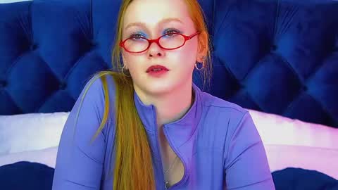 AgataFoxley online show from June 5, 7:03 am