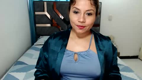 johana online show from March 12, 7:39 pm
