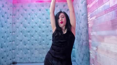 agatha_leon_ online show from March 10, 7:29 pm