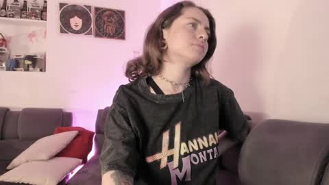 Camila     2 online show from April 23, 12:29 am