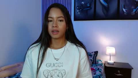 aghata walkerl online show from January 19, 12:31 am