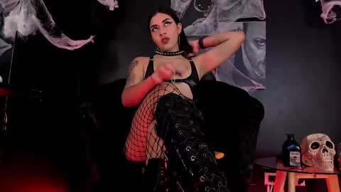 agnes_jones online show from October 15, 9:37 pm