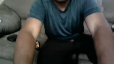 Snapshot of aguy407 chatting on December 24, 4:40 pm aguy407 online show from December 24, 4:40 pm
