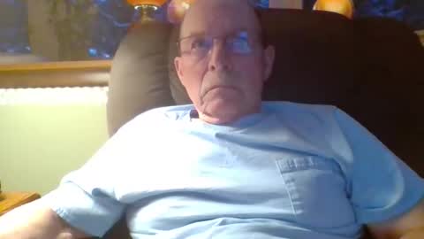 aguynrkfrd online show from November 9, 10:34 pm