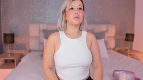 Ahmara  online show from December 22, 11:39 am