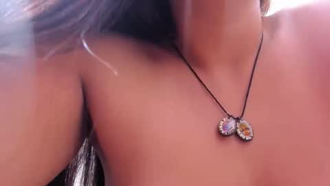 Ahisha online show from November 11, 3:03 pm