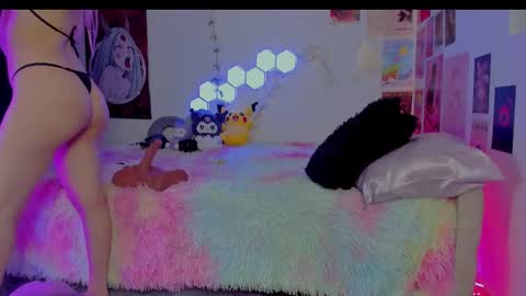 Snapshot of ahri_ossuri chatting on September 17, 3:32 am ahri online show from September 17, 3:32 am