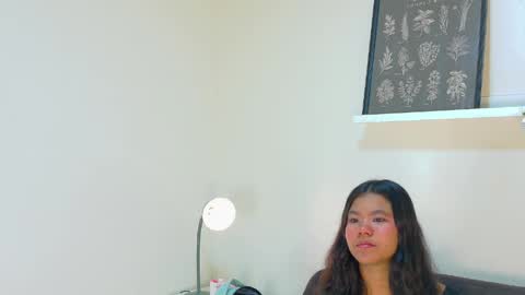 AHSLY online show from April 17, 12:07 pm