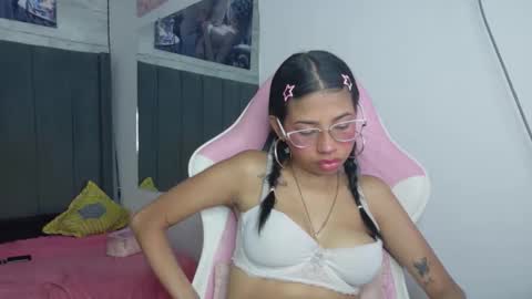 Aida online show from March 12, 11:41 pm