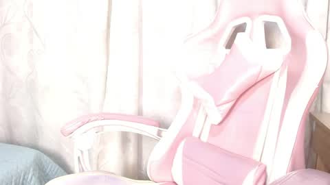 Ailyn online show from May 23, 10:17 pm