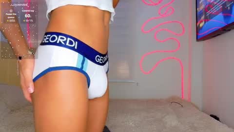 Aaron Winter online show from February 2, 7:32 pm