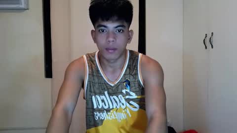 Angelo online show from April 18, 7:07 pm