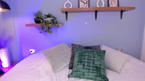 ailanacortes online show from February 4, 12:09 pm