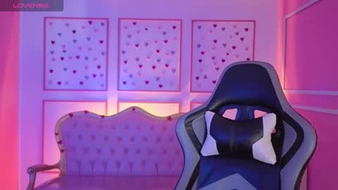 ailen online show from October 9, 3:01 am