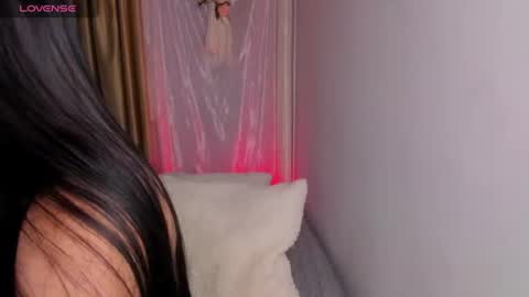 Catalina online show from July 27, 2:03 pm