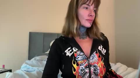 Airgead online show from November 17, 7:38 pm