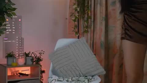 Aisha online show from July 16, 2:42 pm