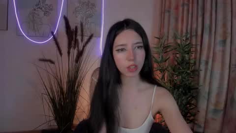 Aisha online show from March 11, 11:44 am