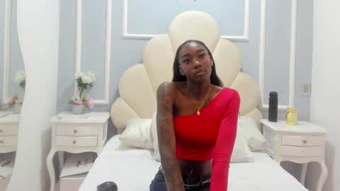 aishalehmann online show from September 29, 11:42 am