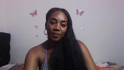 Aisha online show from November 18, 9:40 pm